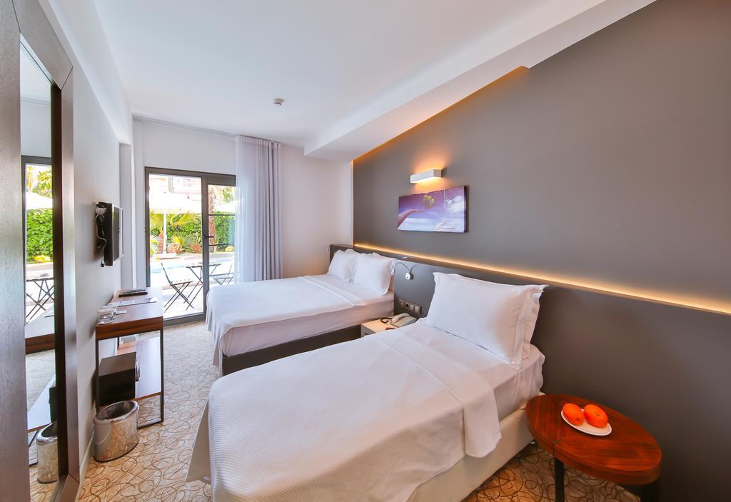 Amare Cesme Hotel Bagian luar foto